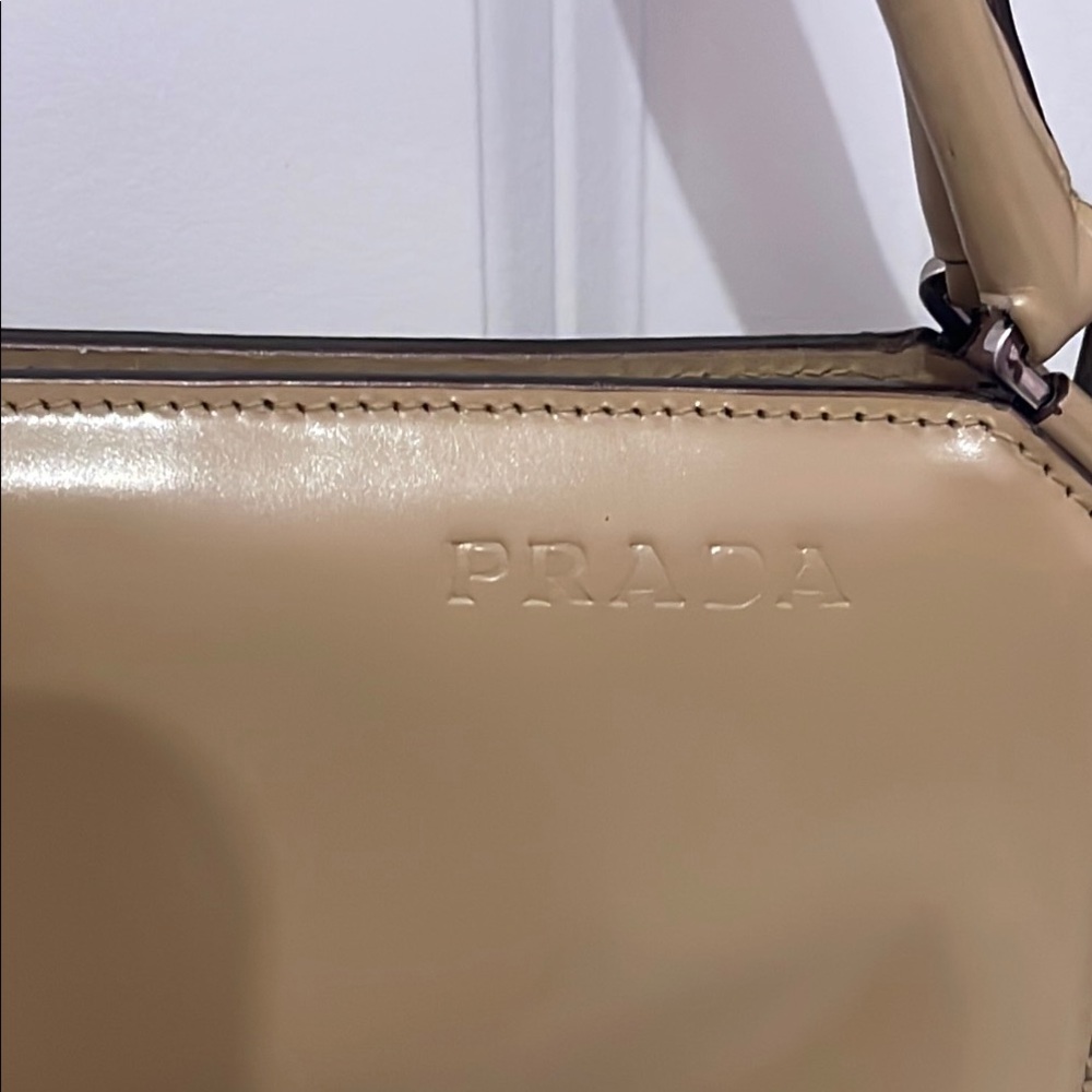 Prada Tan and Black Shoulder Bag - Picture 2 of 6